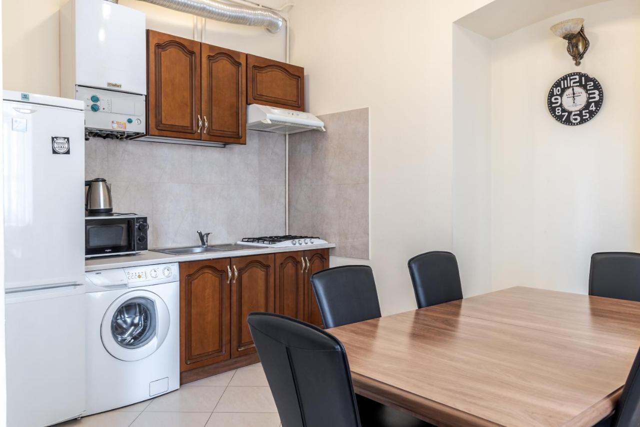 Fedorova Apartment Leopoli Esterno foto