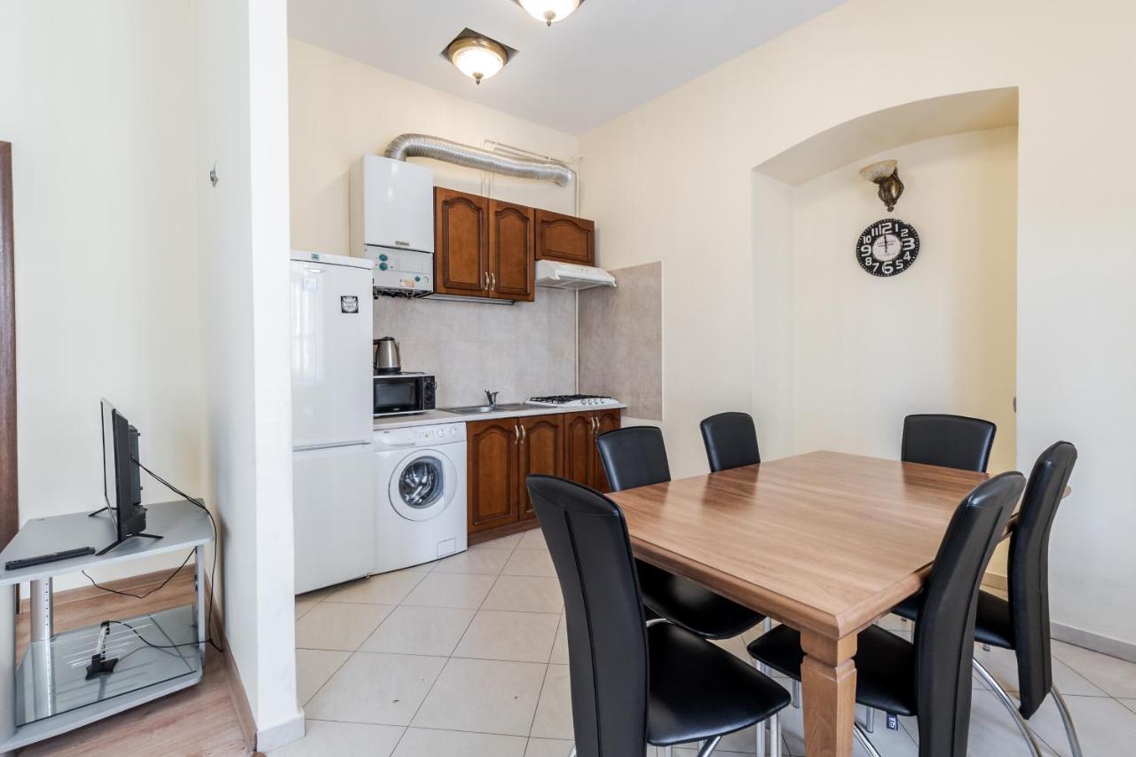 Fedorova Apartment Leopoli Esterno foto